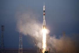 The Russian Soyuz TMA-19M lifts off from Baikonur Cosmodrome in Kazakhstan, 15 December 2015, carrying members of the expedition 46/47, European Space Agency (ESA)astronaut Timothy Peake of Britain, Russian cosmonaut Yuri Malenchenko and National Aeronautics and Space Administration (NASA) astronaut Timothy Kopra of the USA, to the International Space Station (ISS).