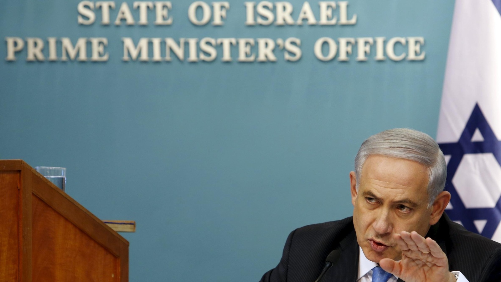 ‪صحيفة معاريف ذكرت أن نتنياهو يقول إنه ضد دولة ثنائية القومية ولكنه لا يوضح طبيعة الدولة الإسرائيلية‬ (رويترز)