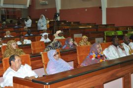 جانب من جلسة البرلمان الموريتاني لاستجواب وزير الخارجية نواكشوط 16-12-2015 الجزيرة نت