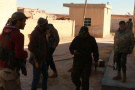 مقانلو المعارضو بعد السيطرة على قرية الخربة في ريف حلب الشمالي12