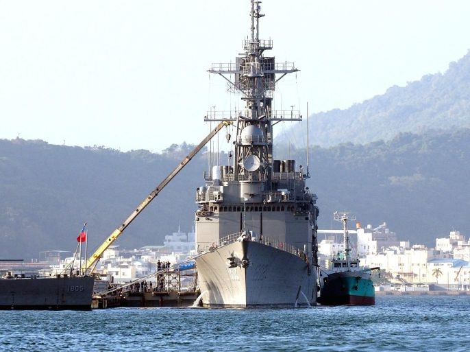 A photo made availkable on 17 December 2015 shows a Taiwan naval ship, 1802, a Kee Lung-class guided-missile destroyer docked in the Kaohsiung Harbour, southern Taiwan, on 14 December 2015. On 17 December, Taiwan's Foreign Ministry welcomed the US government's approving a 1.83 billion US dollar arms sale to Taipei, the first in four years. The ministry said the arms sale shows the US has honoured its commitment to Taiwan security in line with the Taiwan Relations Act. "The arms sale will not hinder development of cross-Straits ties, but instead, will help Taiwan maintain cross-Straits peace and stability, and give Taiwan more confidence in dialogue with mainland China," the statement said. On Wednesday, the Obama administration announced the arms sales package including two Perry-class frigates, anti-tank Singer missiles, amphibious assault vehicles and other equipment. Shortly before Washington's announcement, China warned the US against the arms sale. Ma Xiaoguang, spokesman for China State Council's Taiwan Affairs Office, said Beijing is firmly opposed to any country - in any form or under any excuse - exporting weapons, weapon equipment or technology to Taiwan. This position is consistent, clear and firm."
