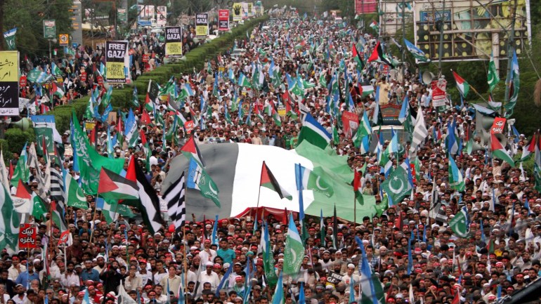 مسيرة تضامنية مع غزة نظمتها الجماعة الإسلامية الباكستانية في مدينة كراتشي - الأوروبية