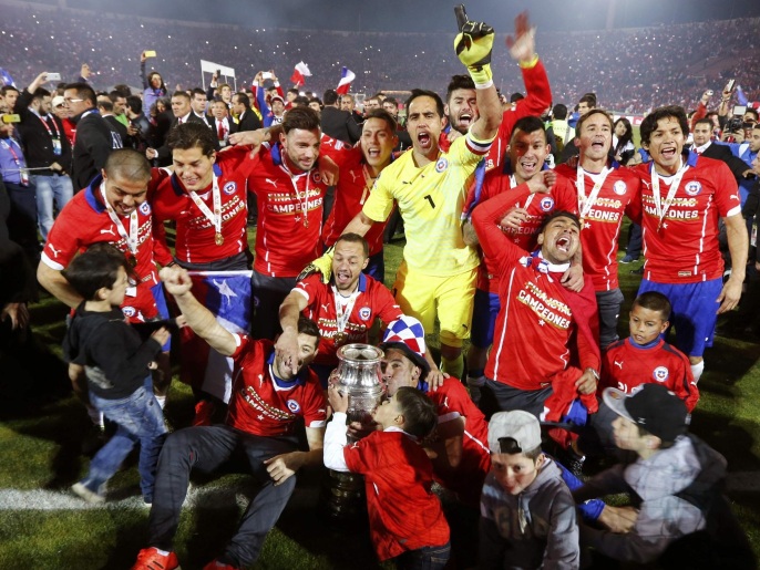 ‪تشيلي أحرزت الكأس للمرة الأولى في تاريخ مشاركاتها‬ (رويترز)