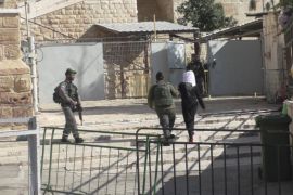 اعتقال فتاة فلسطينية في البلدة القديمة من الخليل