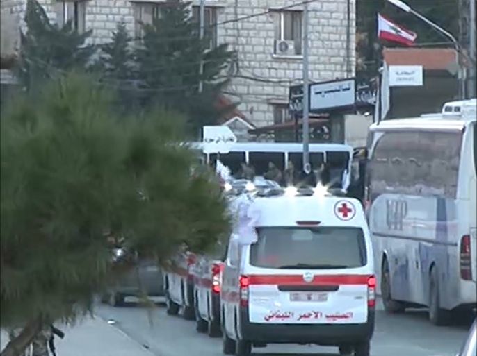وصول موكب للصليب الأحمر إلى معبر المصنع لإجلاء جرحى الزبداني بريف دمشق