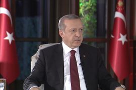 أردوغان للجزيرة: العبادي طلب تدريب قوات عراقية