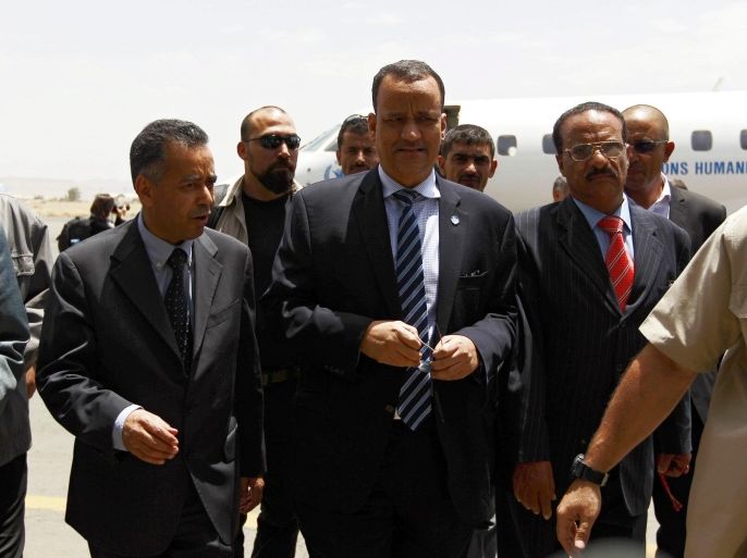 United Nations Special Envoy for Yemen Ismail Ould Cheikh Ahmed (C) arrives at the International Airport of Sanaa, in a few-day visit to the war-torn country, in Sanaa, Yemen, 05 July 2015. Airstrikes conducted by a Saudi-led coalition since March in northern Yemen have killed dozens of civilians, Human Right Watch said 30 June 2015 labeling the bombings an apparent violation of the laws of war.