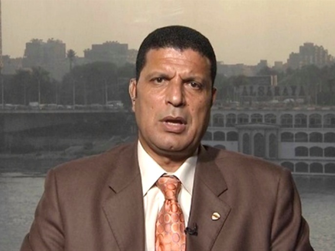 ‪الغباشي: ليس من المنطقي أن تساوي الجزائر بين مصر وسوريا‬ (الجزيرة)