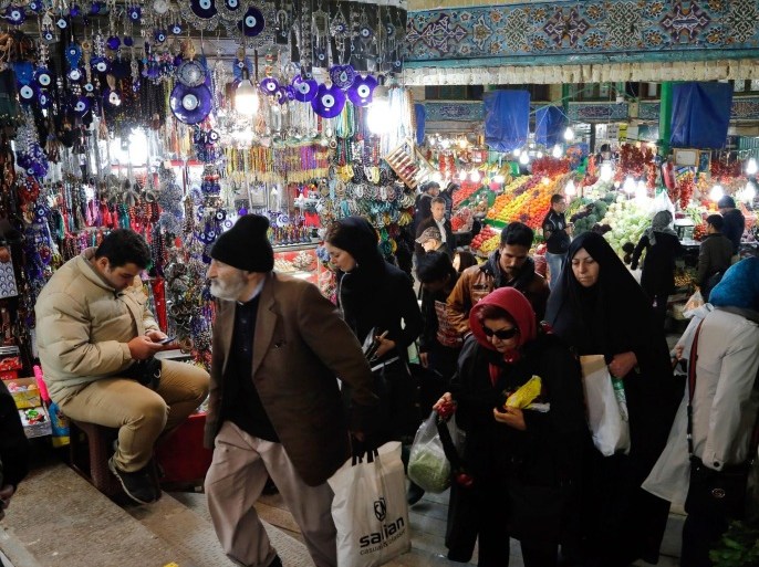 Iranians shop at a bazzar in Tehran, Iran, 16 December 2015. According to reports 15 December 2015 the 35 countries on the governing board of the International Atomic Energy Agency (IAEA) unanimously noted the agency's recent final report on its inquiry into Iran's nuclear program which found though nuclear weapons research projects had been carried out they have susbesquently been halted, though diplomats said Iran must do more to convince the world its programs were benign.