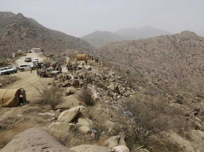Saudi soldiers work at the border with Yemen in Jazan, Saudi Arabia, Monday, April 20, 2015. The Saudi air campaign in Yemen is now in its fourth week. (AP Photo/Hasan Jamali)
