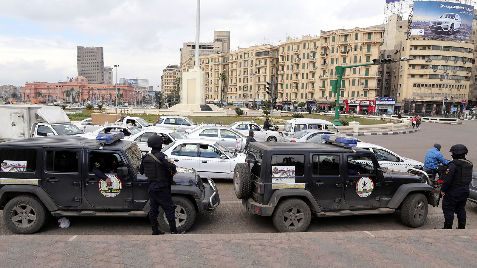 ‪ميدان التحرير تحول إلى ما يشبه ثكنة عسكرية‬ (الأوروبية) 