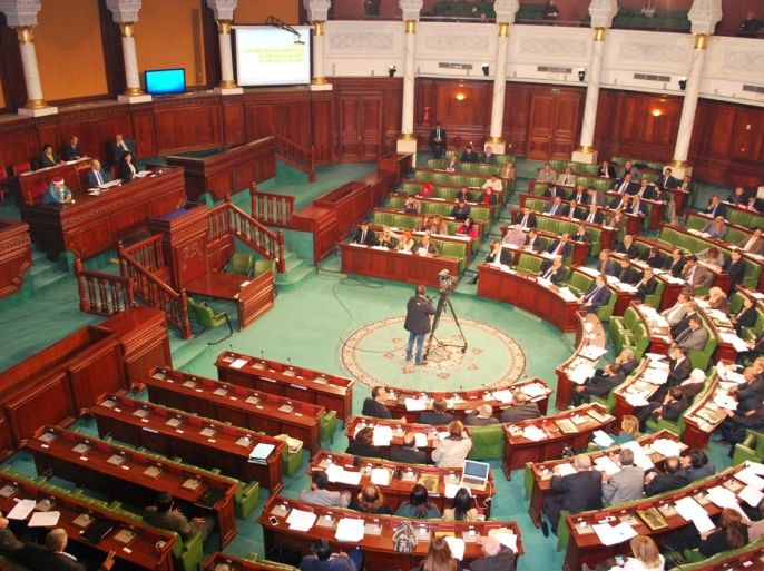 البرلمان التونسي يستعد للتصويت على الحكومة الجديدة برئاسة الحبيب الصيد عقب تعديل وزاري شمل بعض وزارات السيادة