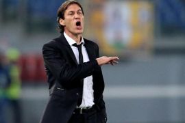 Roma's coach Rudi Garcia reacts during the UEFA Champions League group E soccer match between AS Roma and FK Bate Borisov at the Olimpico stadium in Rome, Italy, 09 December 2015.