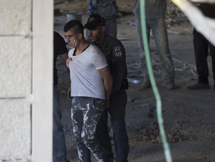 عملية اعتقال شاب فلسطيني نهاية نوفمبر/ تشرين الثاني الماضي بتهمة تنفيذ عملية طعن(الأوروبية)