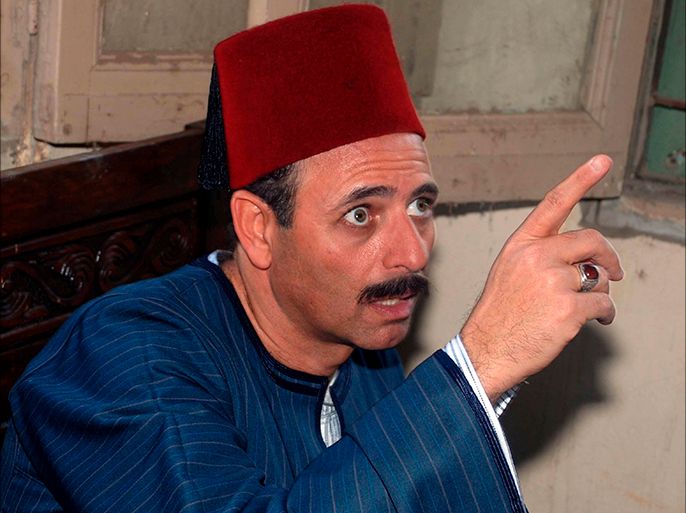 epa01628379 Egyptian actor Mamdouh AbdulAleem poses for photographers during the celebration of the start shooting of the new TV series 'Almasraweya' in Cairo, Egypt, 07 February 2009. The series is written by Ousama Anwar Okasha and directed by Ismaiel Abdulhafez. EPA
