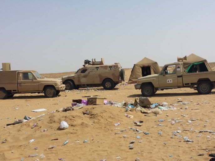 آليات للجيش الوطني اليمني في منطقة ميدي بمحافظة حجة شمال غربي اليمن