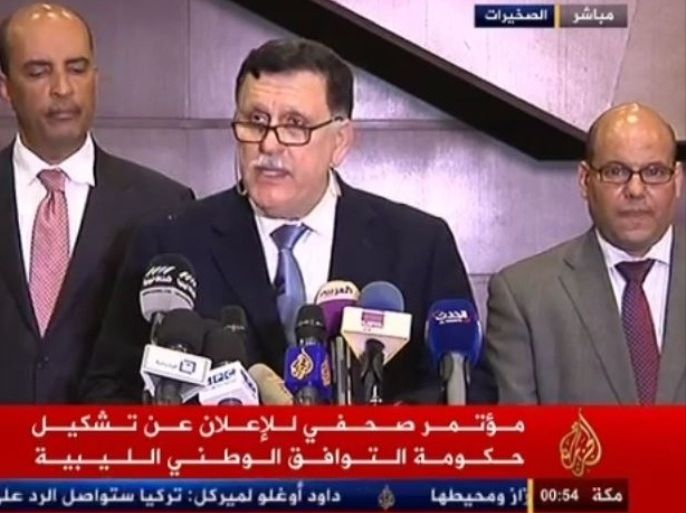 رئيس حكومة الوفاق الليبية فايز السراج يتحدث في مؤتمر صحفي في مدينة الصخيرات المغربية