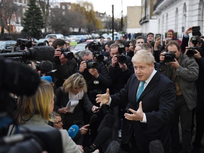 Mayor of London Boris Johnson speaks to reporters outside his house after announcing that he is to campaign to leave the EU, in London, Britain, 21 February 2016. British Prime Minister David Cameron said he had secured a deal to give Britain a 'special status' in the EU, offering the 'best of both worlds.' A referendum will be held in June to decide Britain's future relationship with the EU.