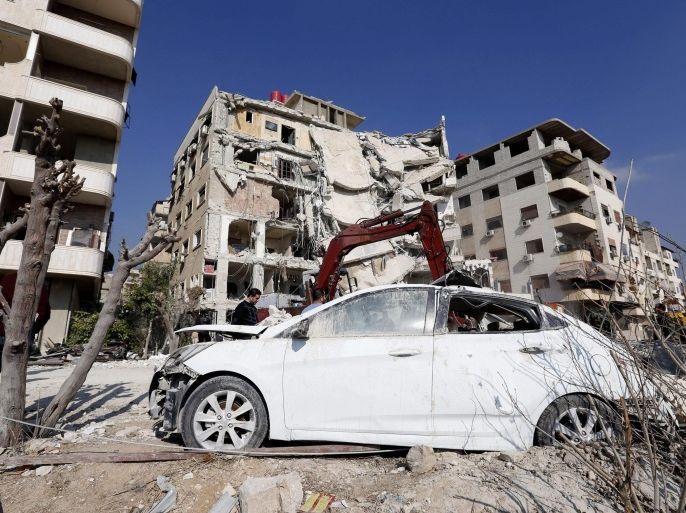 A general view shows the destruction at the site of a residential building following an air strike in which Hezbollah member Samir al-Qantar was killed, in the south of Jaramana city, Damascus countryside, Syria, 20 December 2015. Lebanese Shiite militia of Hezbollah said on 20 December that Samir Qantar, who became a Hezbollah member after he was jailed in Israel for a deadly 1979 raid, was assassinated in an Israeli airstrike on the outskirts of the Syrian capital of Damascus.