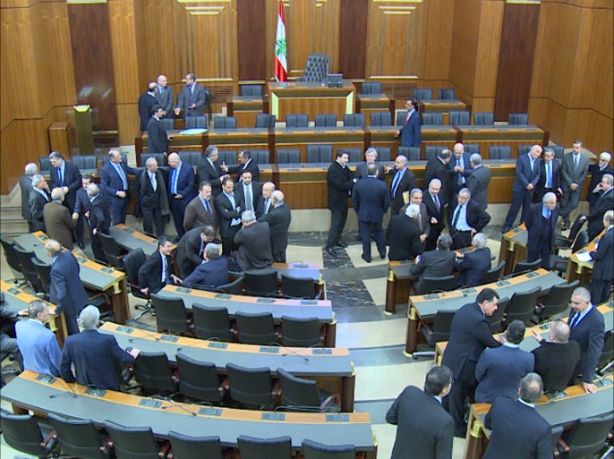 نواب في قاعة البرلمان اللبناني الجزيرة نت.