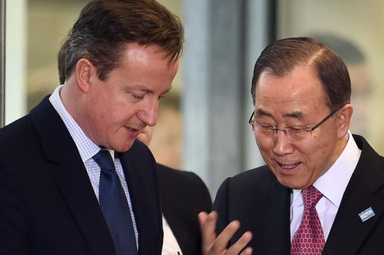 British Prime Minister David Cameron (L) with UN Secretary General Ban Ki-moon at the Syria Conference in London, Britain, 04 February 2016. Britain and the four other co-hosts of an international donors conference - Germany, Norway, Kuwait and the United Nations - hope participants will pledge about 9 billion dollars to help 13.5 million people in Syria and 4.4 million refugees in neighbouring states.