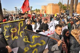 مشاهد من احتفالات الذكرى الخامسة لحركة 20 فبراير بالعاصمة المغربية الرباط يوم السيت الماضي ـ