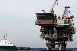 An Israeli gas platform, run by a U.S.-Israeli energy group that also controls the undeveloped Leviathan field, is seen in the Mediterranean sea, some 15 miles (24 km) west of Israel's port city of Ashdod, in this file picture taken February 25, 2013. When the Leviathan gas field was discovered off the coast of Israel in 2010, it was pitched as a game-changer -- a vast energy reserve that would transform the economy and bolster public finances for years to come. Five years on, poor policymaking, political infighting and a battle between Prime Minister Benjamin Netanyahu and the antitrust commissioner over a lack of competition mean Leviathan remains undeveloped. Meanwhile, Egypt has made a larger discovery that could make it a more attractive investment. To match Insight ISRAEL-ECONOMY/NATGAS REUTERS/Amir Cohen/Files