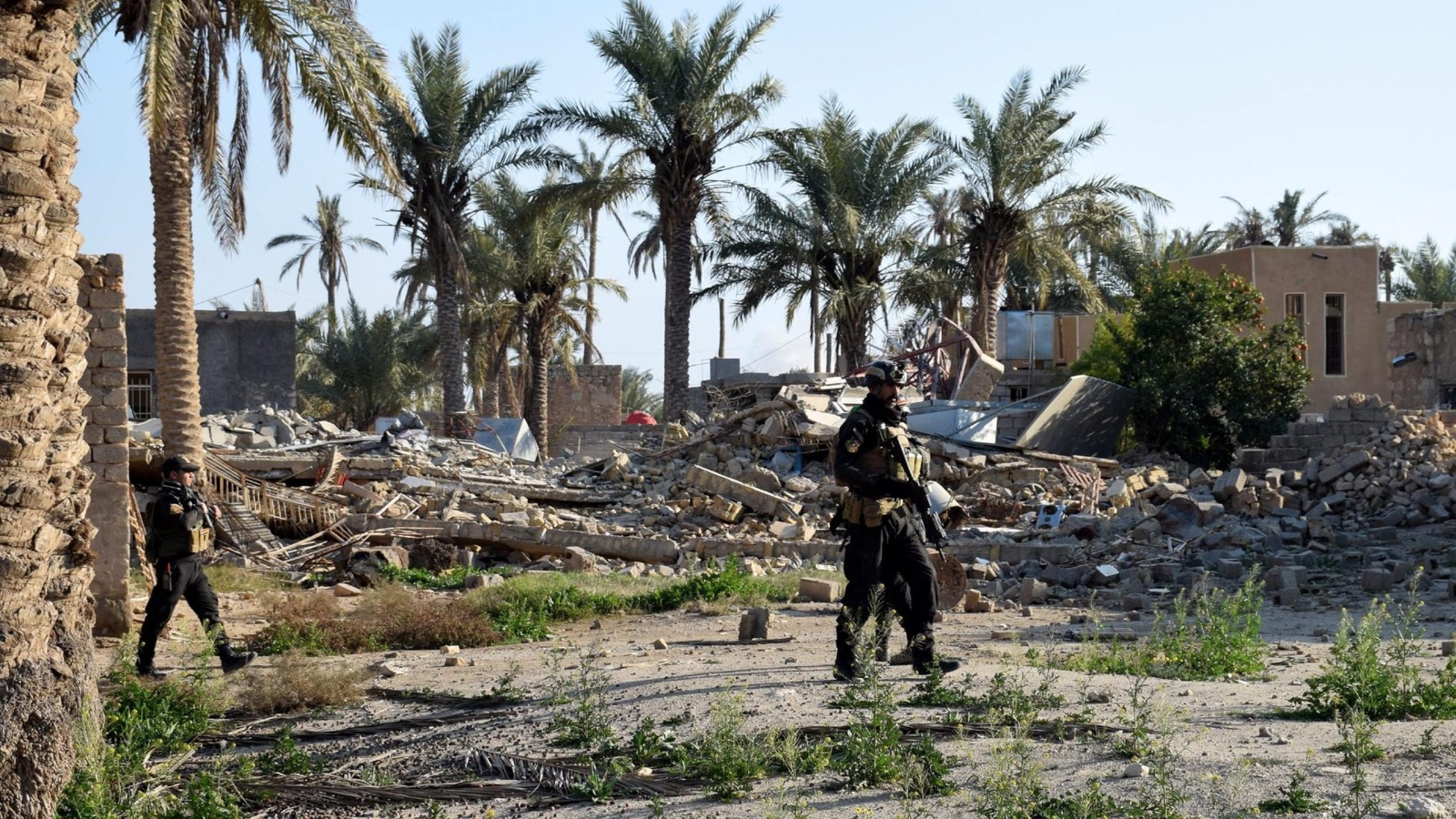 قوات عراقية داخل منطقة السجارية في مدينة الرمادي (الأوروبية)