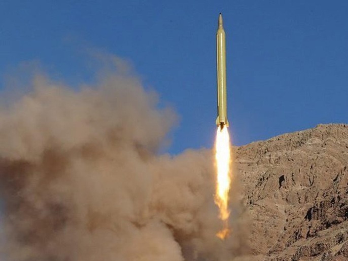 ‪صاروخ بالستي أطلقته إيران ضمن مناورات يجريها الحرس الثوري‬ صاروخ بالستي أطلقته إيران ضمن مناورات يجريها الحرس الثوري (الأوروبية)