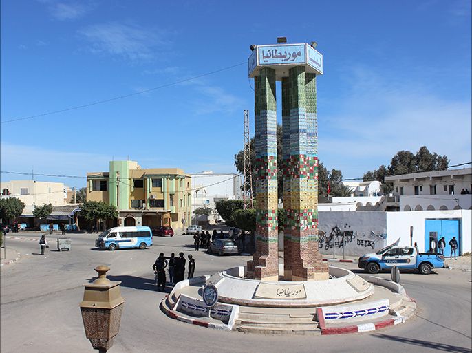 الساحة الرئيسية ببن قردان (مفترق طرقات المغرب العربي)