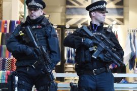 Armed British police at St. Pancras International railway station in London, Britain, 22 March 2016. Euro Star trains have been cancelled from London to Brussels following blasts in the departure hall of Zaventem airport and several metro stations in Brussels, Belgium.