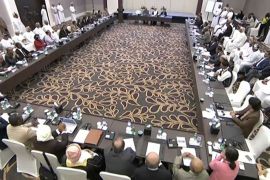 الجلسة الافتتاحية لمشاوات الهيئة التأسيسية لصياغة مشروع الدستور الليبي في صلالة بسلطنة عمان