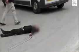 صورة من فيديو يظهر مقتل فلسطيني على يد جندي إسرائيلي بمدينة الخليل الأسبوع الماضي