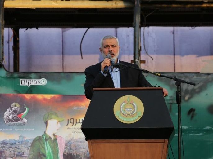 إسماعيل هنية نائب رئيس المكتب السياسي لحركة المقاومة الإسلامية حماس خلال مشاركته "لحن الانتفاضة" في غزة