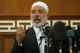 Hamas leader in Gaza Ismail Haniyeh delivers a sermon during Friday prayers in Gaza City October 9, 2015. Haniyeh called on Palestinians to step up their fight against Israel, describing the recent surge in violence in Jerusalem and the occupied West Bank as the beginning of a new uprising, or intifada. REUTERS/Mohammed Salem