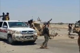 12 قتيلا بمعارك بين القوات الحكومية والقاعدة في أبين