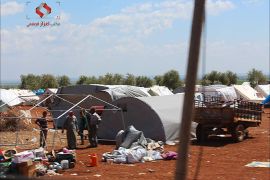نزوح عشرات العائلات جراء الاشتباكات بين المعارضة المسلحة وتنظيم الدولة بريف حلب الشمالي