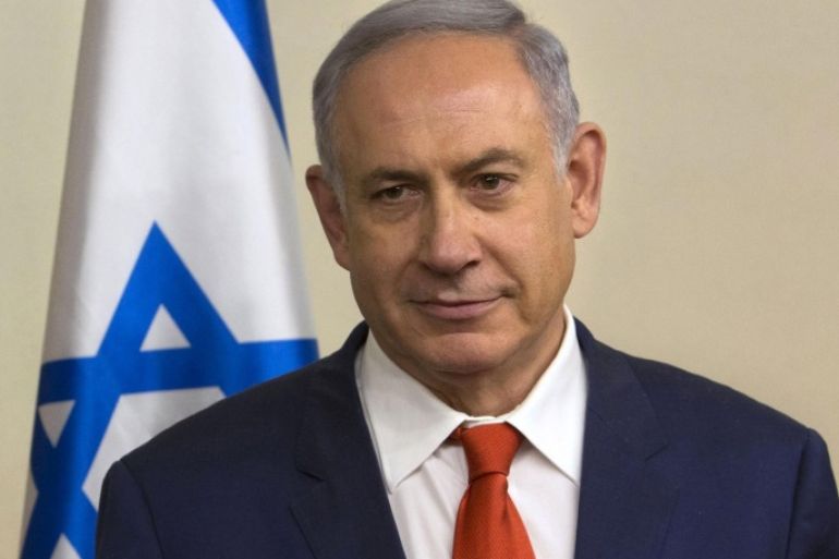 Israeli Prime Minister Benjamin Netanyahu looks on at his office in Jerusalem April 4, 2016. REUETRS/Sebastian Scheiner/Pool
