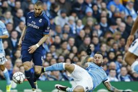 Football Soccer - Manchester City v Real Madrid - UEFA Champions League Semi Final First Leg - Etihad Stadium, Manchester, England - 26/4/16 Real Madrid's Karim Benzema in action with Manchester City's Nicolas Otamendi Reuters / Darren Staples Livepic EDITORIAL USE ONLY.
