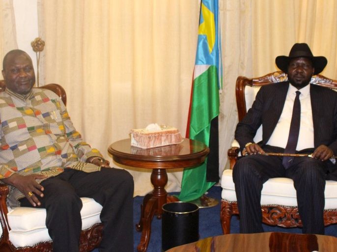 رئيس جنوب السودان سلفاكير ميارديت يستقبل نائبه ريك مشار بعد صراع طويل