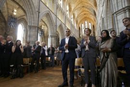 Sadiq Khan (C) and his wife Saadiya attend the signing ceremony for the newly elected Mayor of London, in Southwark Cathedral, London, Britain, May 7, 2016. REUTERS/Yui Mok/Pool