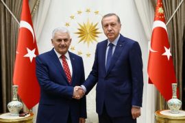 Turkish President Tayyip Erdogan (R) meets with incoming Prime Minister Binali Yildirim at the Presidential Palace in Ankara, Turkey, May 22, 2016. Kayhan Ozer/Presidential Palace/Handout via REUTERS ATTENTION EDITORS - THIS PICTURE WAS PROVIDED BY A THIRD PARTY. FOR EDITORIAL USE ONLY. NO RESALES. NO ARCHIVE. TPX IMAGES OF THE DAY