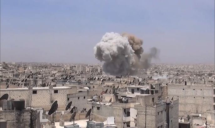 مقتل أفراد أسرة واحدة بغارات النظام على حلب