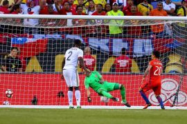 Jun 22, 2016; Chicago, IL, USA; Chile midfielder Charles Aranguiz (20) scores a goal past Colombia goalkeeper David Ospina (1) during the first half in the semifinals of the 2016 Copa America Centenario soccer tournament at Soldier Field. Mandatory Credit: Dennis Wierzbicki-USA TODAY Sports TPX IMAGES OF THE DAY