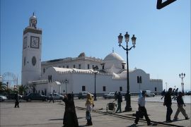 الجامع الكبير بساحة الشهداء بالعاصمة الجزائرية غير منشورة سلفا