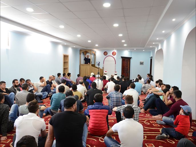 أوكرانيا - سومي - 03 يونيو - افتتاح مركز إسلامي في المدينة - مسجد المركز يتسع لنحو 300 شخص.