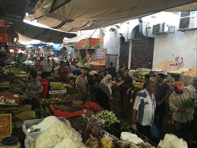 أجواء رمضان في سوق الزاوية وسط مدينة غزة