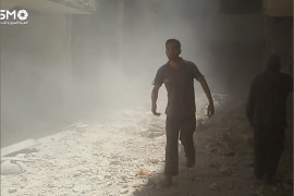 غارة جوية على الأحياء السكنية في عربين