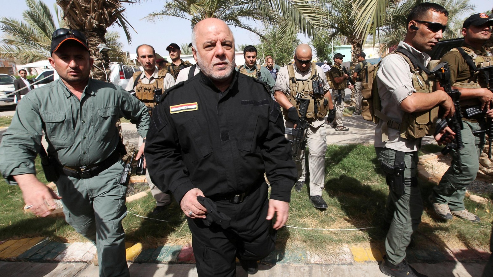 العبادي يخطط لبدء معركة الموصل في أكتوبر/تشرين الأول المقبل (رويترز)