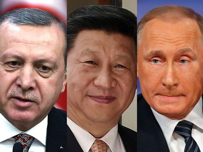 صور الرئيس الروسي فلاديمير بوتين، والرئيس الصيني شي جين بينغ، والرئيس التركي رجب طيب أردوغان.